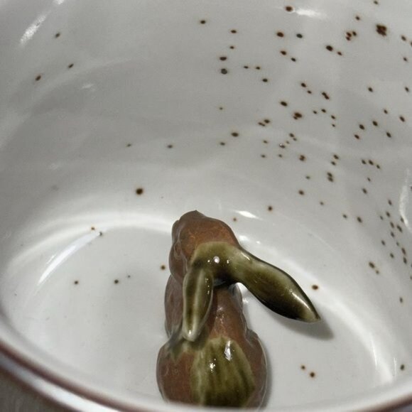 Vintage Ceramic Bunny Inside Speckled Coffee Mug - Picture 3 of 7